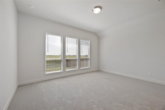 Building Photo - 127 Plumbago Loop