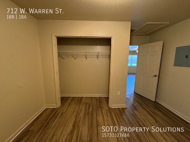 Building Photo - 712 Warren St