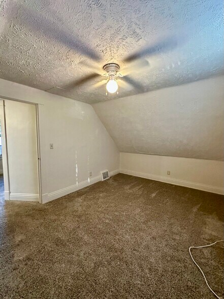 Building Photo - 3059 Hanscom Blvd