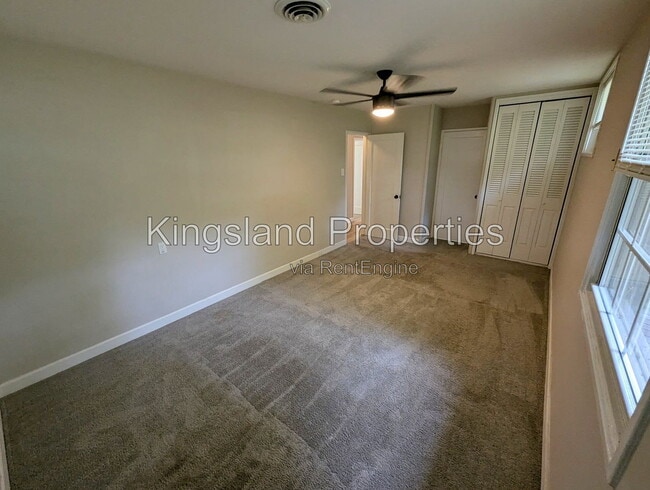 Building Photo - 4101 Koeln Ave