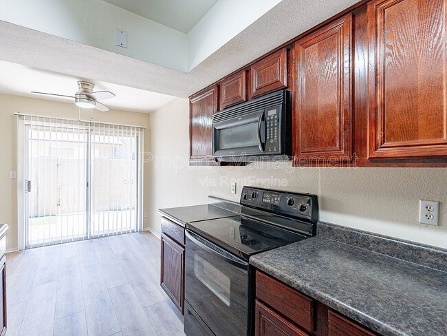 Building Photo - 1266 N 85th Pl