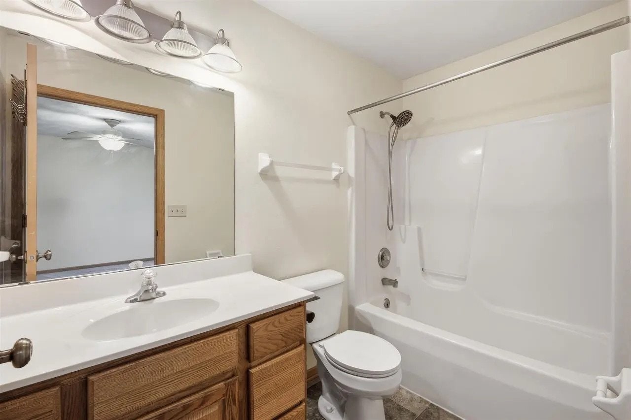 Building Photo - 1203 Stonewood Crossing