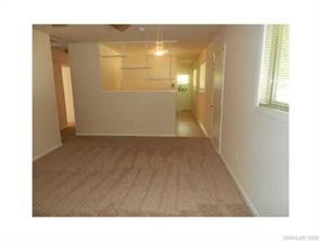 Building Photo - Cute home in Shady Grove