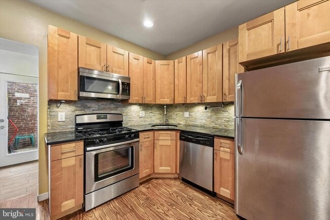 Building Photo - 2663 Martha St