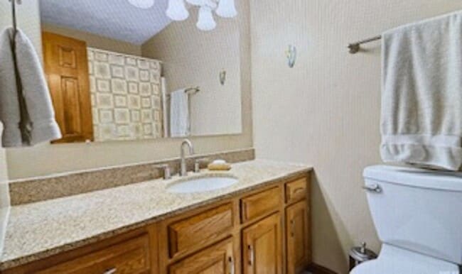 Building Photo - 3 Bedroom / 3.5 Bath House in Peoria