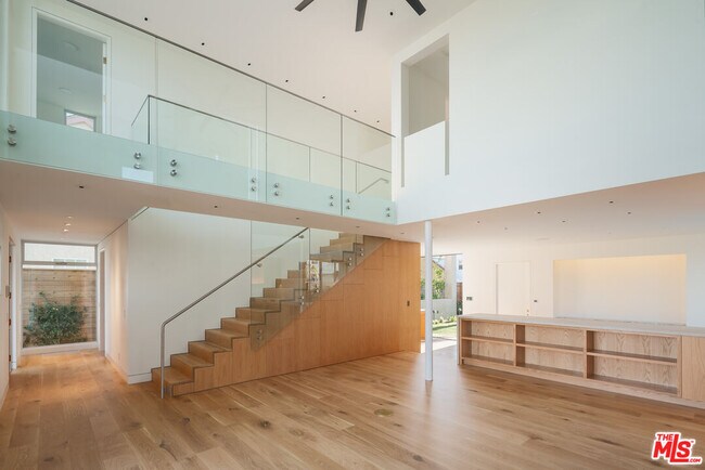 Building Photo - 2801 Sanborn Ave