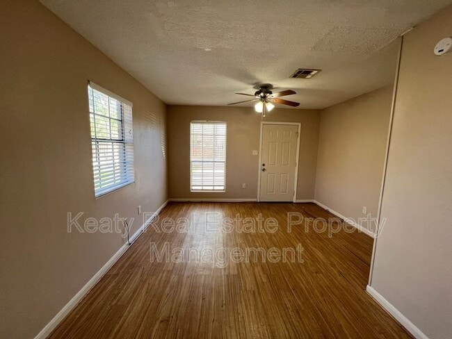 Building Photo - 418 Failla Rd