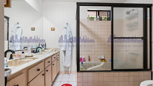 Building Photo - 5522 Dorothy Dr