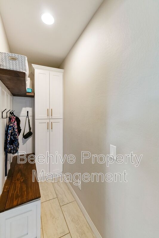 Building Photo - 22282 E Pickett Ct