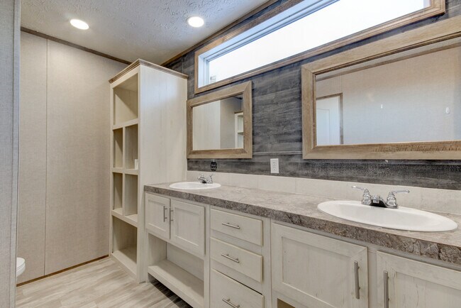 Building Photo - 269 Seays Rd