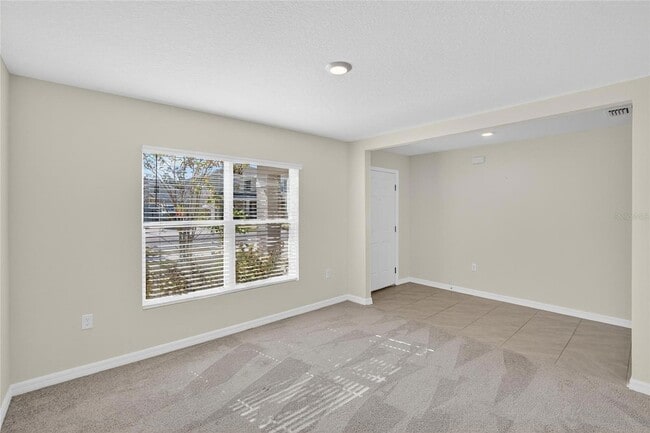 Building Photo - 3288 Silver Date Dr