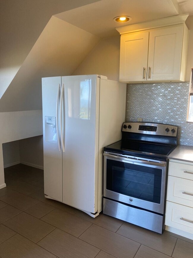 Building Photo - Ward Apartments LLC