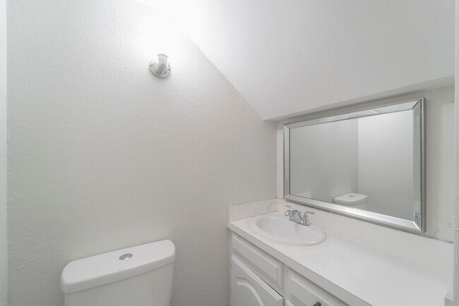 Building Photo - Opportunity Knocking with this HUGE home available for Rent to Own or Lease!