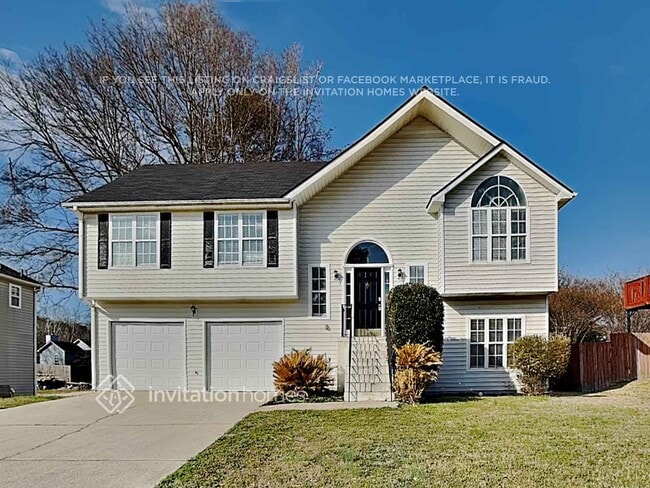 Building Photo - 5890 Graywood Cir SE