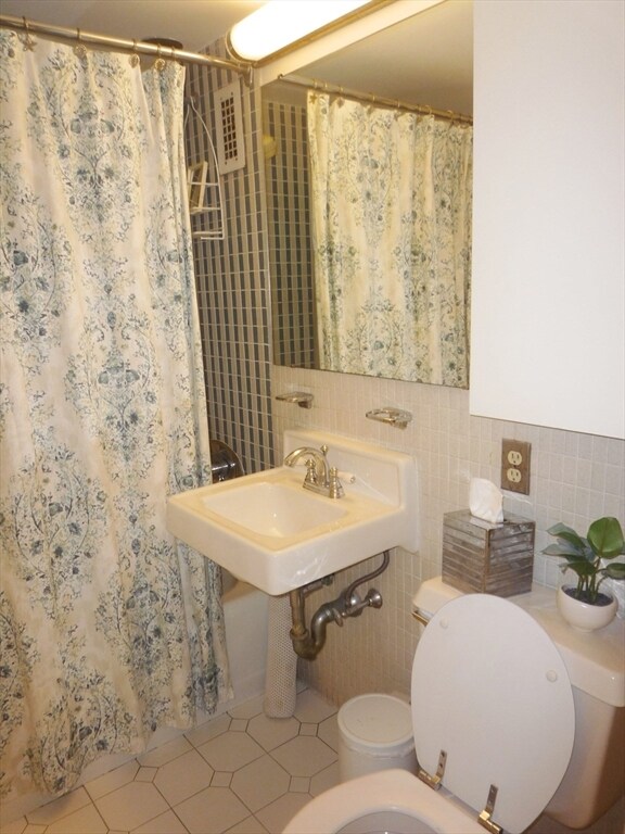 Building Photo - 29 Concord Ave