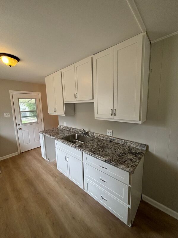 Building Photo - 12095 Nantucket Pl