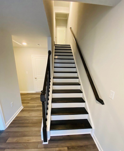 Building Photo - 1346 Rosepine Drive