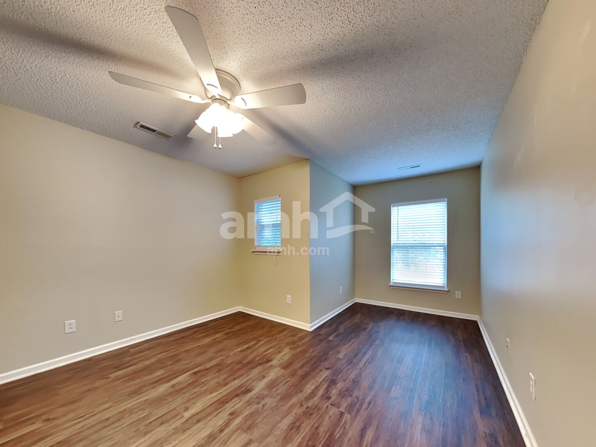 Building Photo - 5117 Torrey Ln