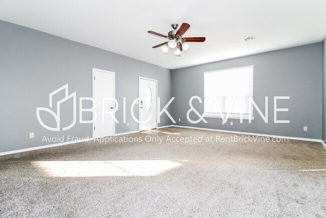 Building Photo - 4213 Hunterfield Ave