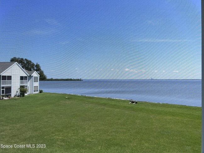Building Photo - 7240 US-1