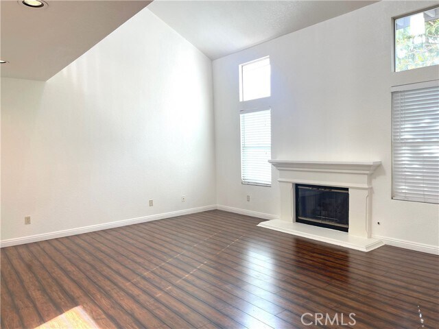 Building Photo - 2985 Amber Dr