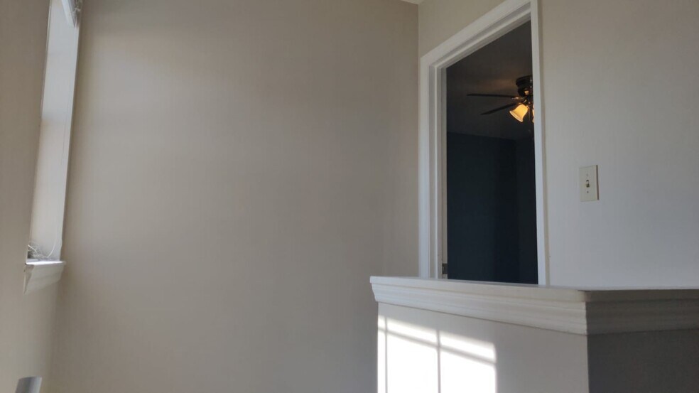 Building Photo - 2925 Carriage Row Ln