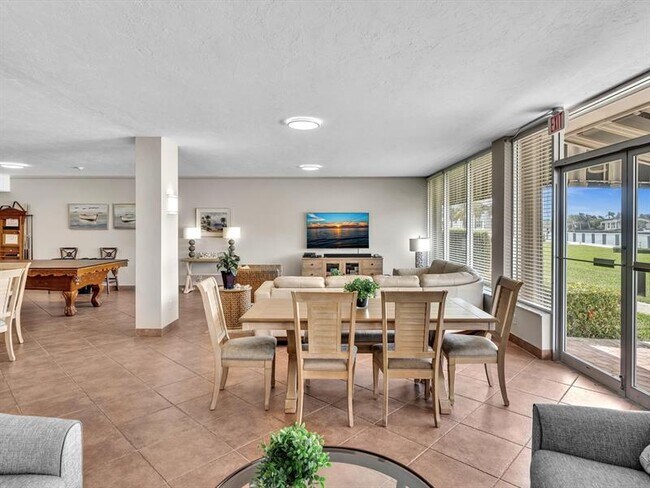 Building Photo - 3100 S Ocean Blvd