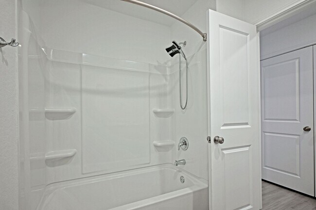 Building Photo - 5925 San Geronimo