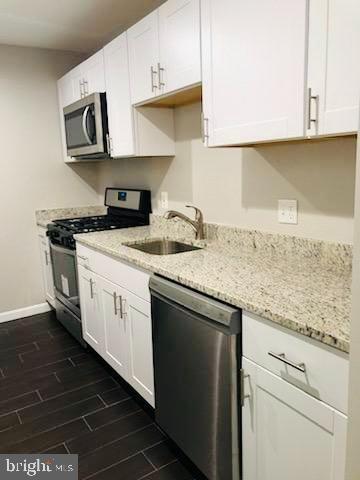 Building Photo - 10723 West Dr