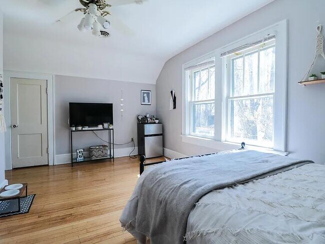 Building Photo - 3342 Yellow Sulphur Rd