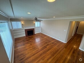 Building Photo - Beautiful Beach House