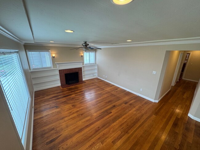 Primary Photo - Beautiful Beach House