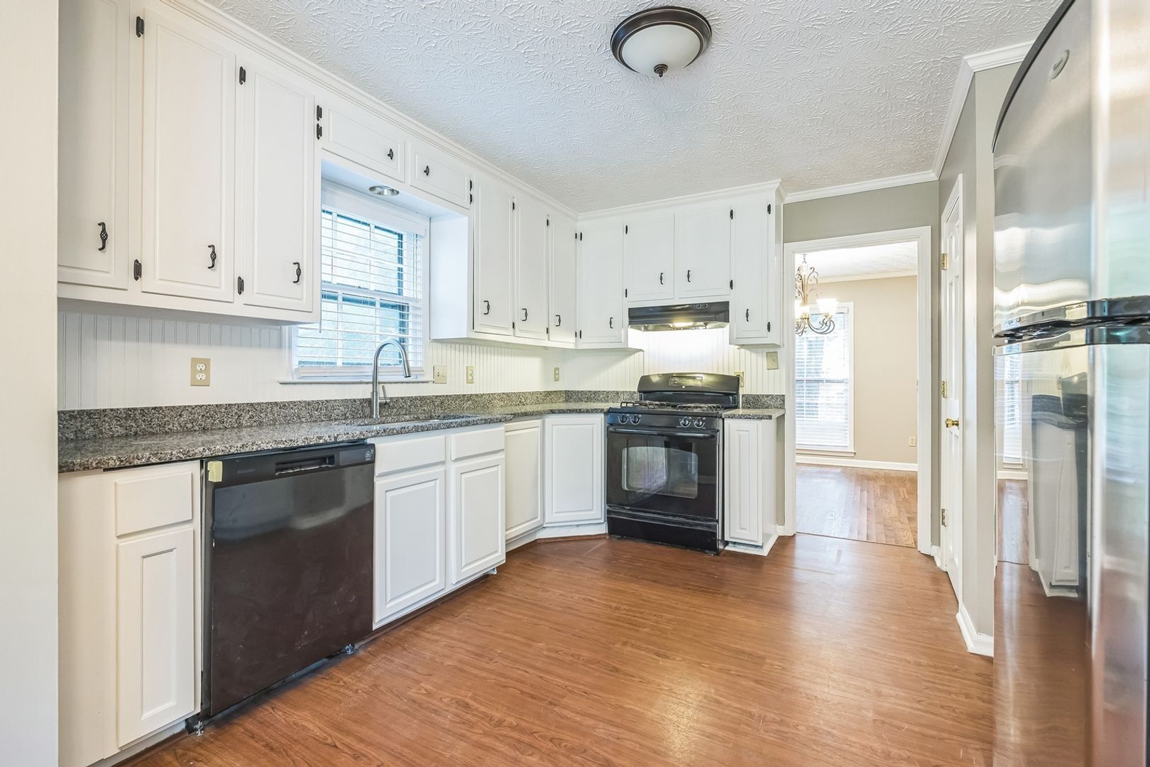 Building Photo - 240 Brandenburgh Cir