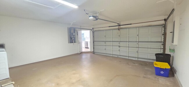 Building Photo - 13150 Green Finch Terrace