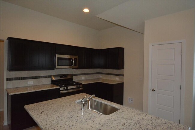 Building Photo - 5809 Marostica Ln