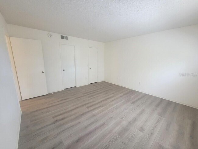 Building Photo - 11411 Pike Ct