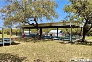 Building Photo - 2681 Lakeview Dr