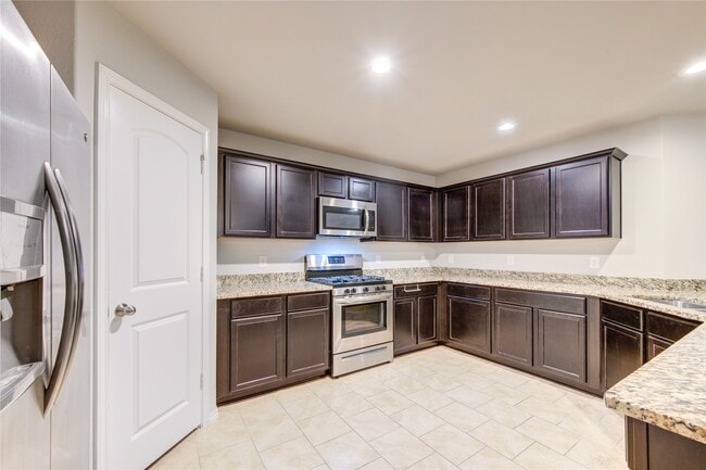 Building Photo - 23627 Eldarica Pine Ct