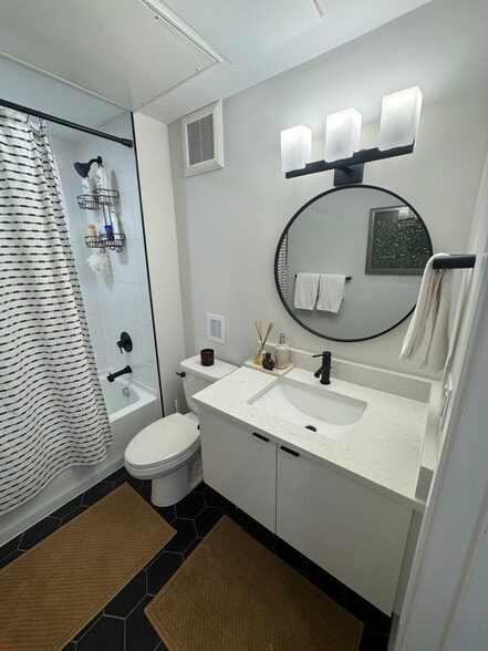 Building Photo - 2120 N Downing St