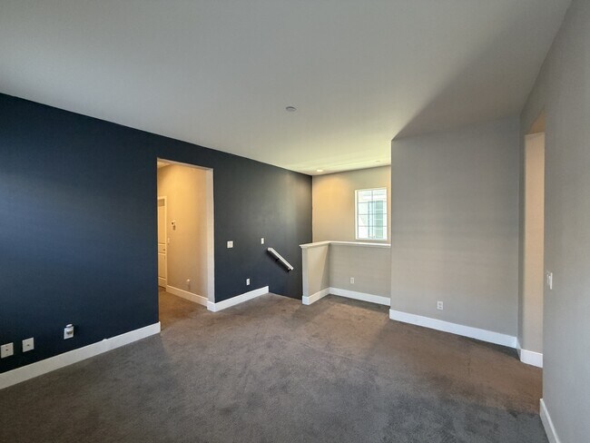 Building Photo - 5344 N Alumni Ln