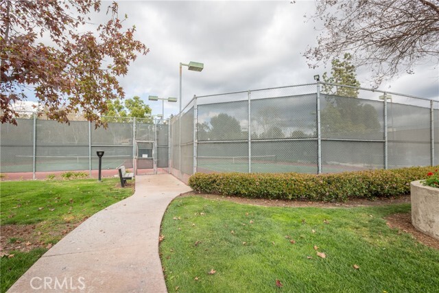 Building Photo - 270 Creekwood Ct