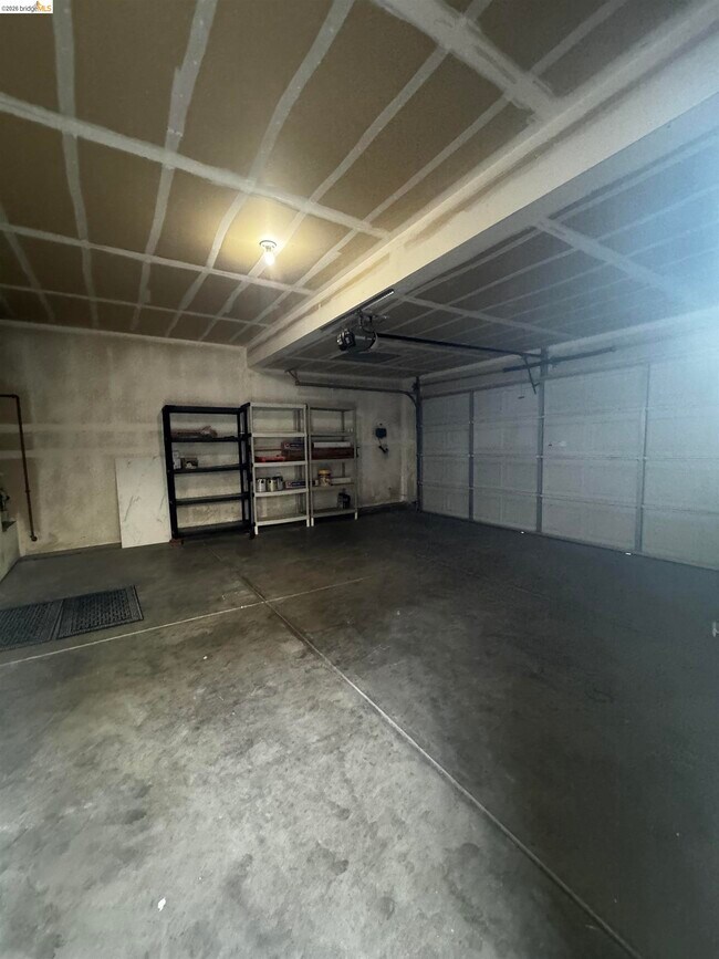 Building Photo - 8224 Shay Cir