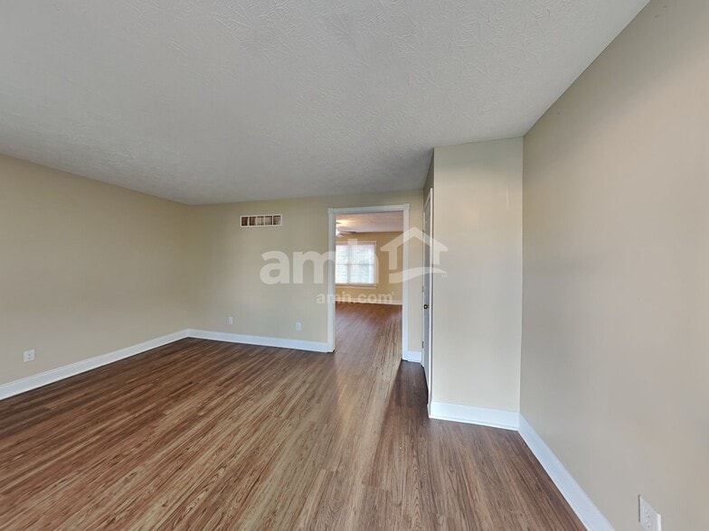 Building Photo - 10418 Antietam Rdg