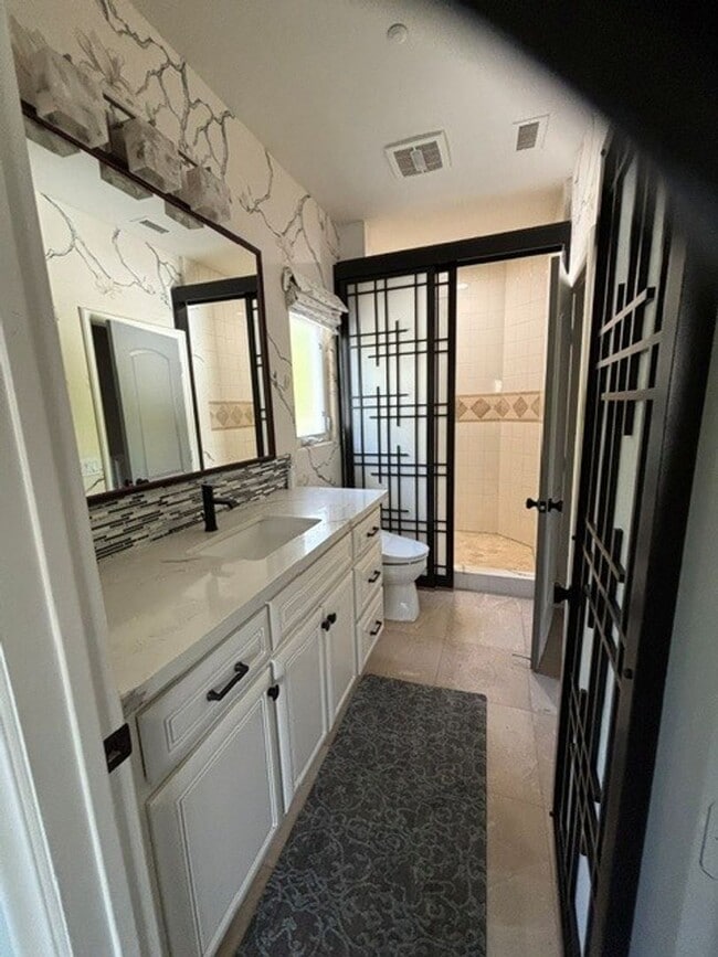 Building Photo - 30732 Paseo Elegancia