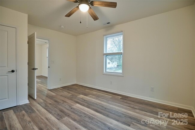 Building Photo - 313 Heyward St