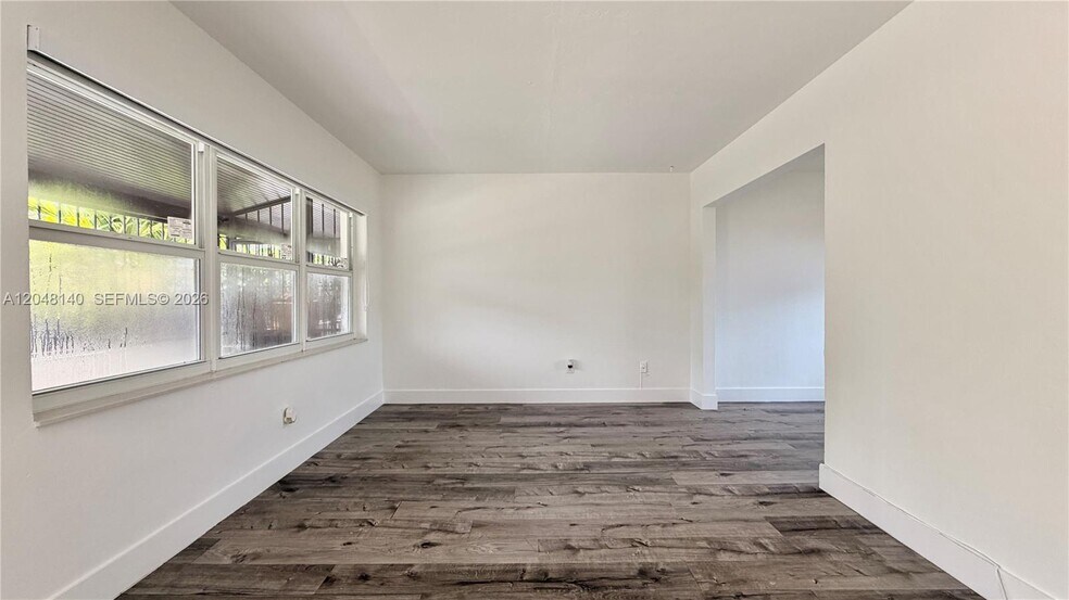 Building Photo - 115 NW 118th St