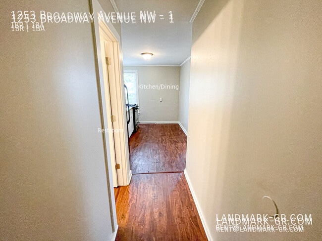 Building Photo - 1253 Broadway Ave NW