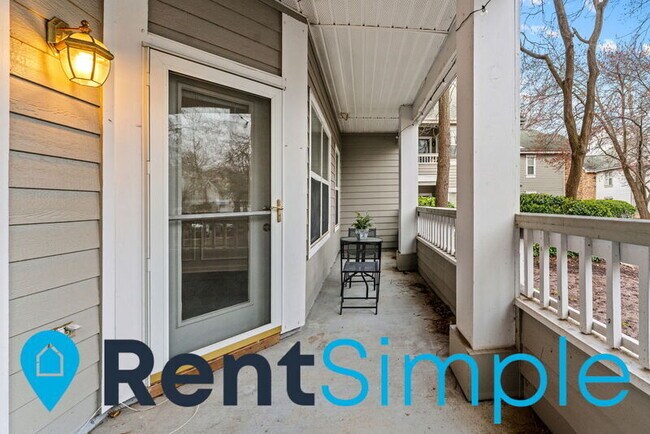 Building Photo - 4408 Helmsford Ln