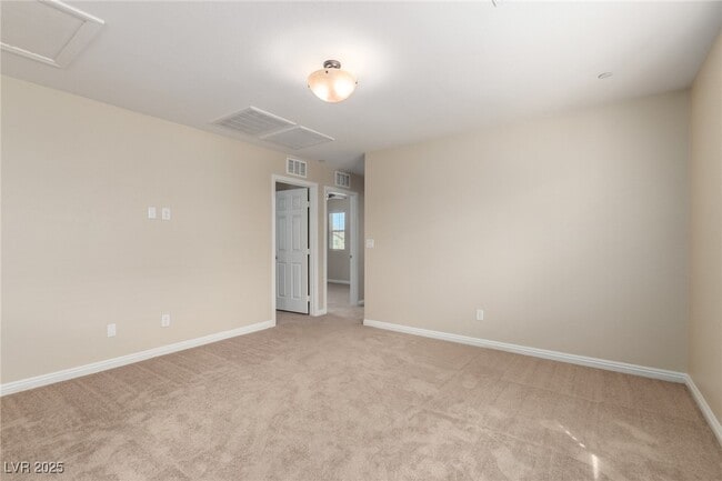 Building Photo - 945 Spiracle Ave