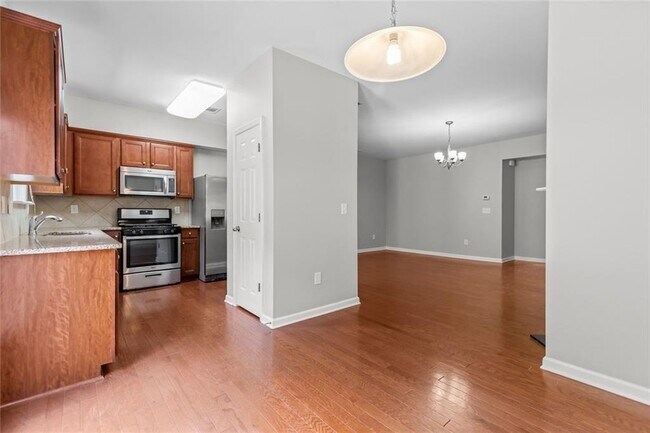 Building Photo - 5612 Moresby Ct